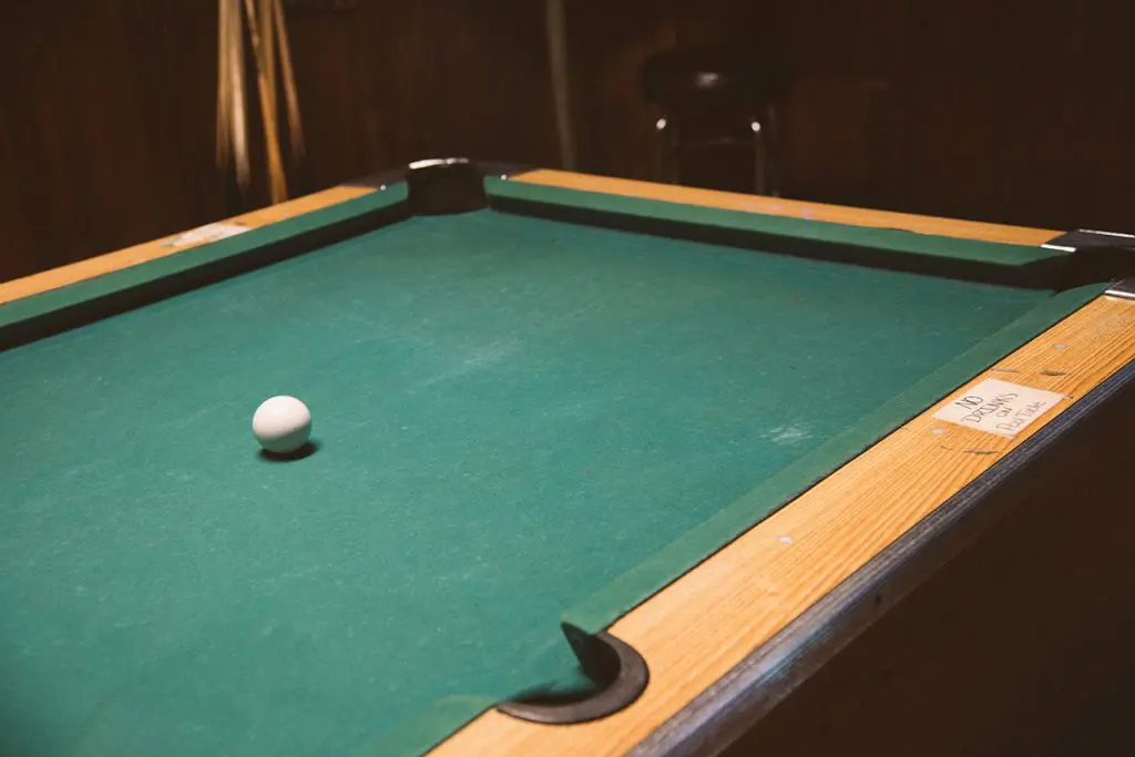 jugar al billar 1024x683 1